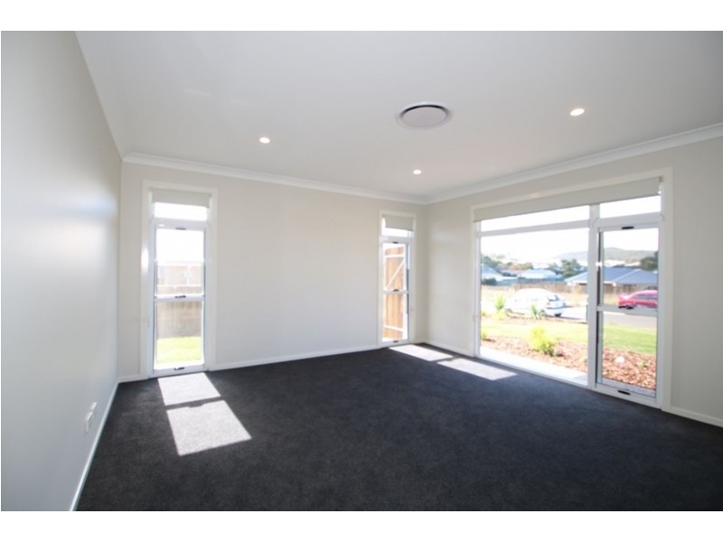 14 Trevatt Street, Westbrook QLD 4350