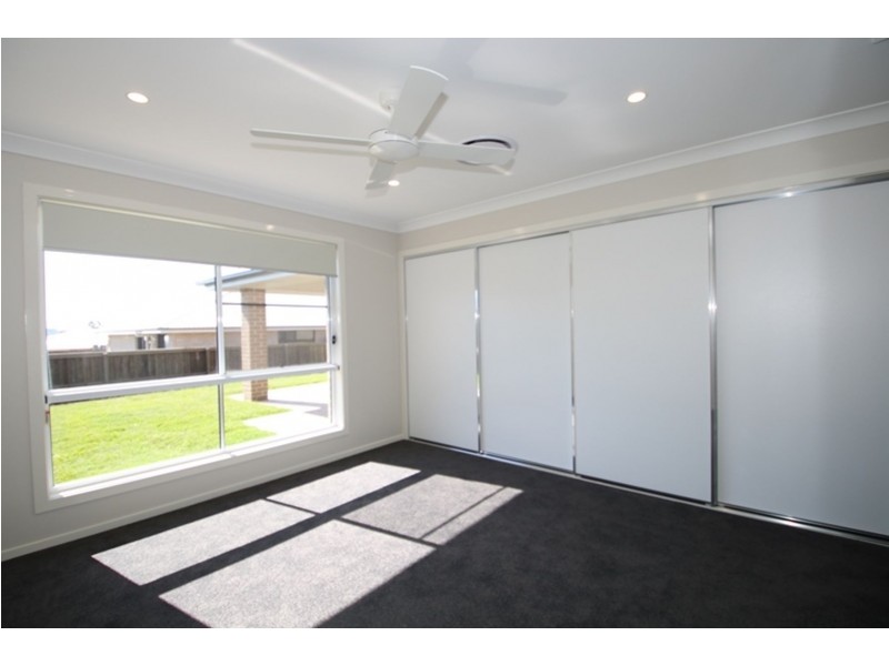 14 Trevatt Street, Westbrook QLD 4350