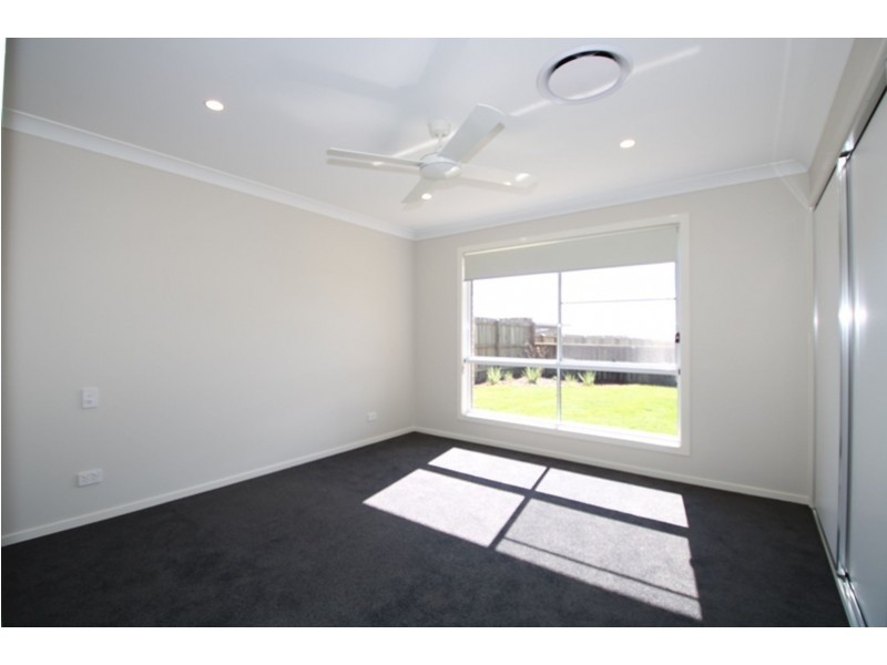 14 Trevatt Street, Westbrook QLD 4350