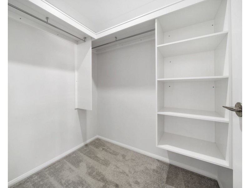 5/30 Swallow Court, Newtown QLD 4350