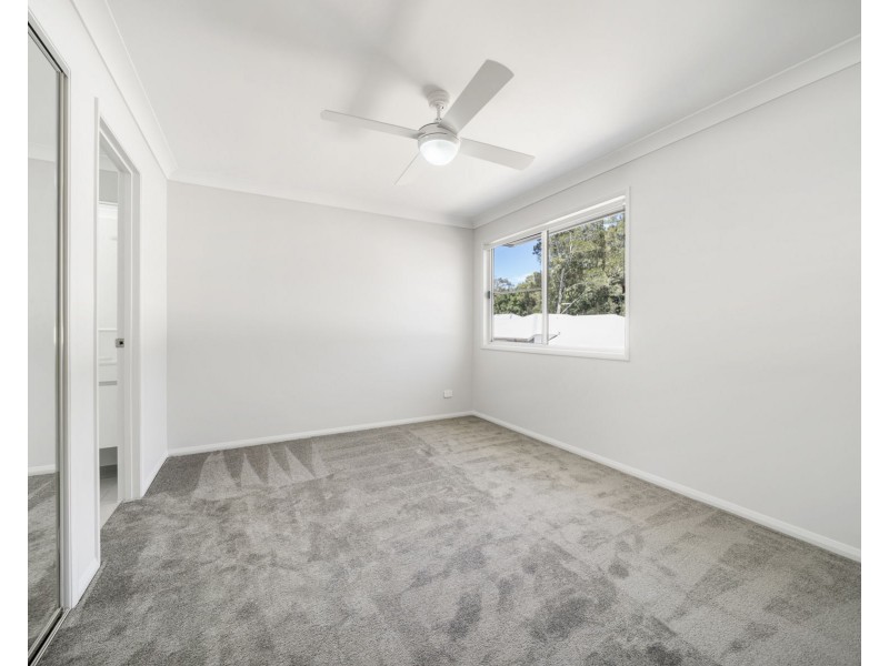 5/30 Swallow Court, Newtown QLD 4350