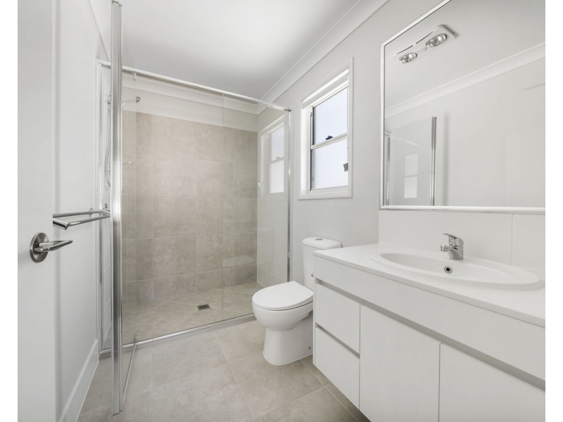 5/30 Swallow Court, Newtown QLD 4350