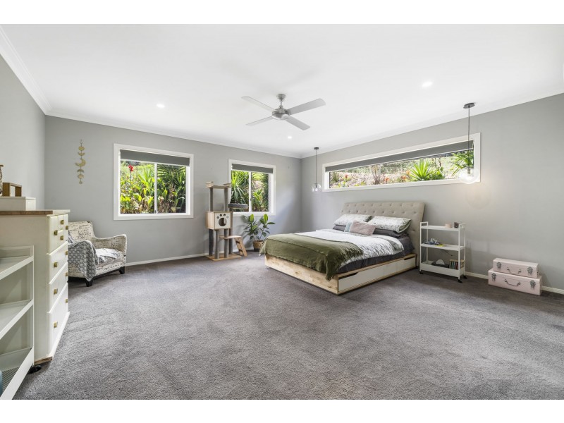 12 Phalaris Court, Meringandan West QLD 4352