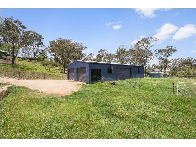 12 Phalaris Court, Meringandan West QLD 4352