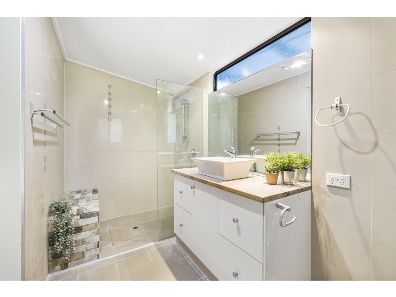 42 Bowen Street, Helidon QLD 4344
