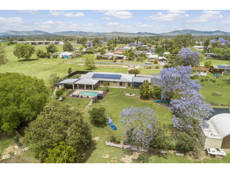 42 Bowen Street, Helidon QLD 4344