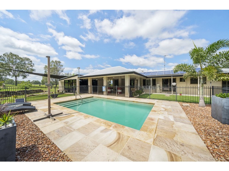 42 Bowen Street, Helidon QLD 4344