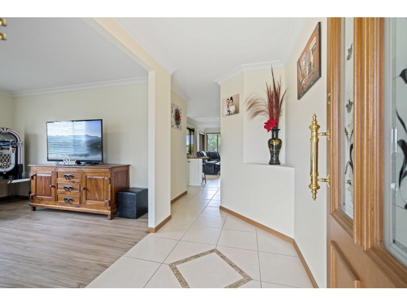 7 Jacaranda Court, Westbrook QLD 4350