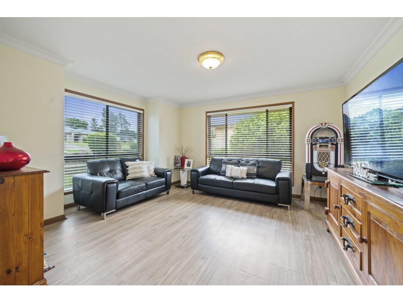 7 Jacaranda Court, Westbrook QLD 4350