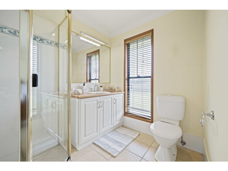 7 Jacaranda Court, Westbrook QLD 4350