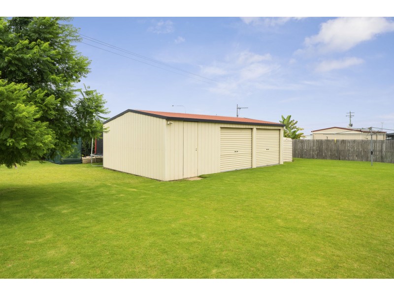 7 Jacaranda Court, Westbrook QLD 4350