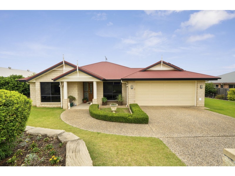 7 Jacaranda Court, Westbrook QLD 4350