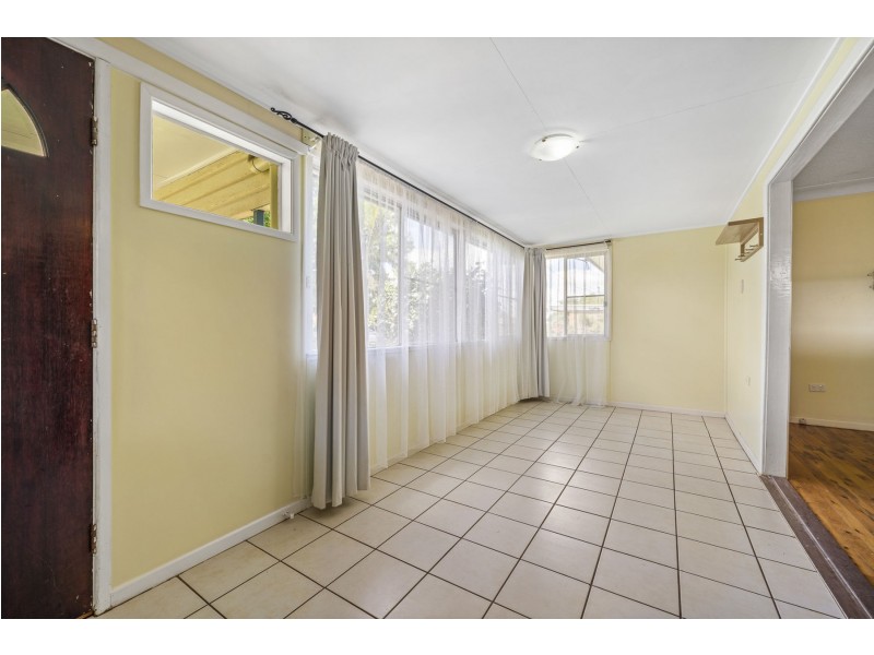 1 Miles Street, Harristown QLD 4350