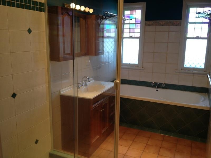 36 Glenvale Rd, Harristown QLD 4350