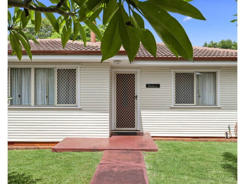 16 Schloss Street, Centenary Heights QLD 4350