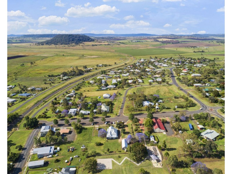 15 Ramsay Street, Greenmount QLD 4359