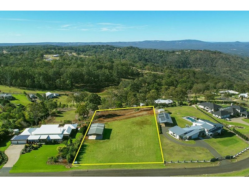 12 Bogong Court, Cabarlah QLD 4352