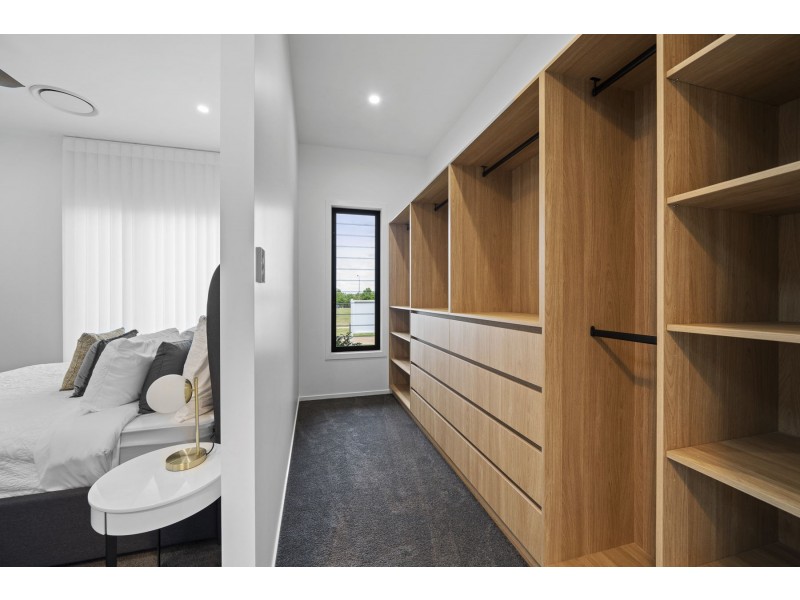 14 Carlow Lane, Middle Ridge QLD 4350