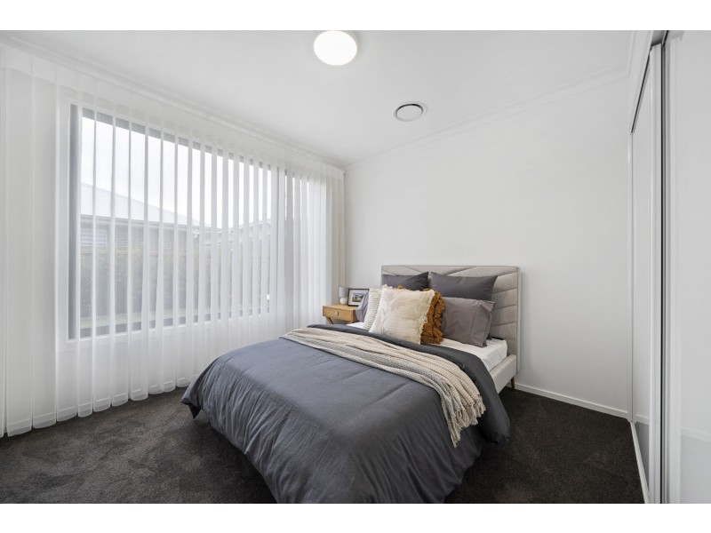 14 Carlow Lane, Middle Ridge QLD 4350