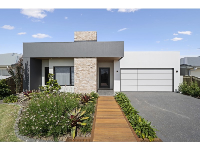 14 Carlow Lane, Middle Ridge QLD 4350