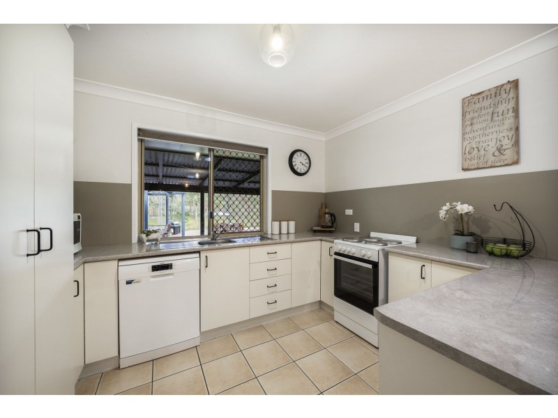 876 Murphys Creek Road, Murphys Creek QLD 4352