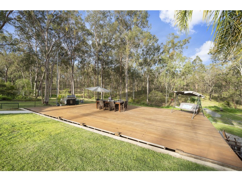 876 Murphys Creek Road, Murphys Creek QLD 4352