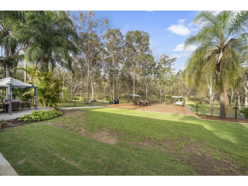 876 Murphys Creek Road, Murphys Creek QLD 4352