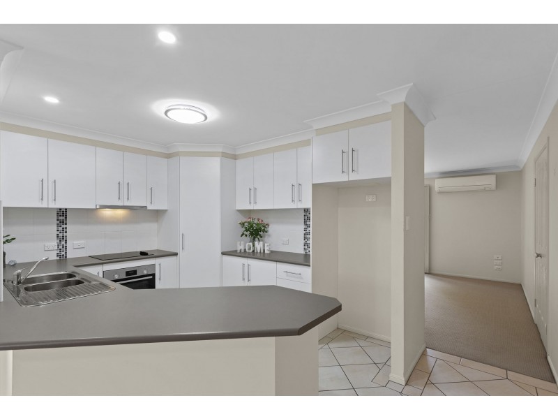 3/349 West Street, Harristown QLD 4350