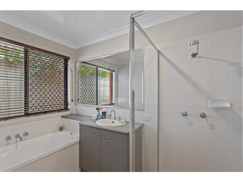 3/349 West Street, Harristown QLD 4350