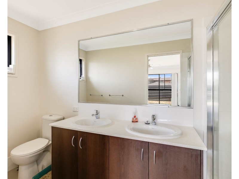 1/26 Ellis Street, Wilsonton QLD 4350