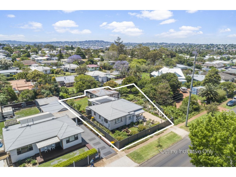 425 Alderley Street, Harristown QLD 4350