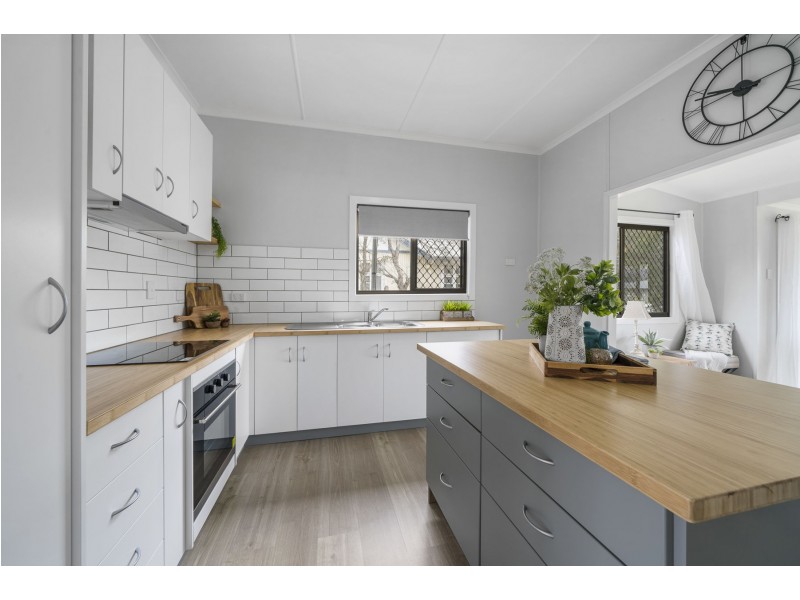 39 Daher Street, Goombungee QLD 4354