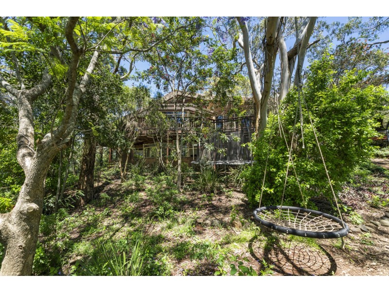 18 Merlin Court, Preston QLD 4352