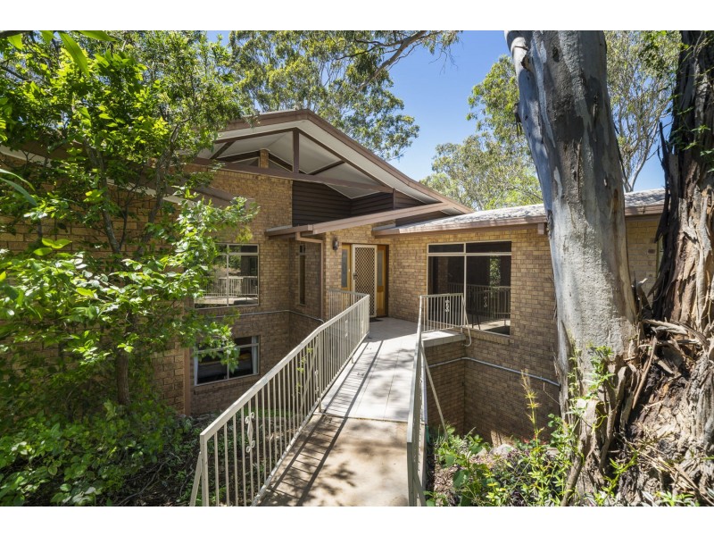 18 Merlin Court, Preston QLD 4352