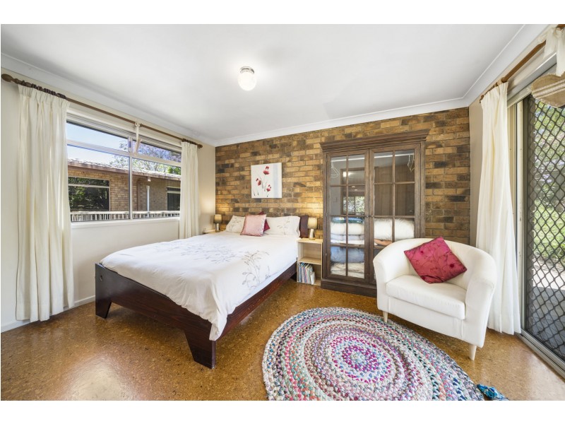 18 Merlin Court, Preston QLD 4352