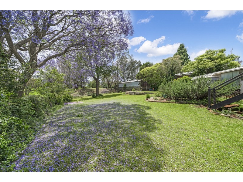 9 Lemnos Street, Harlaxton QLD 4350