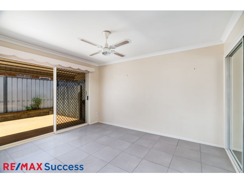 1/2 Brunckhorst Drive, Kearneys Spring QLD 4350