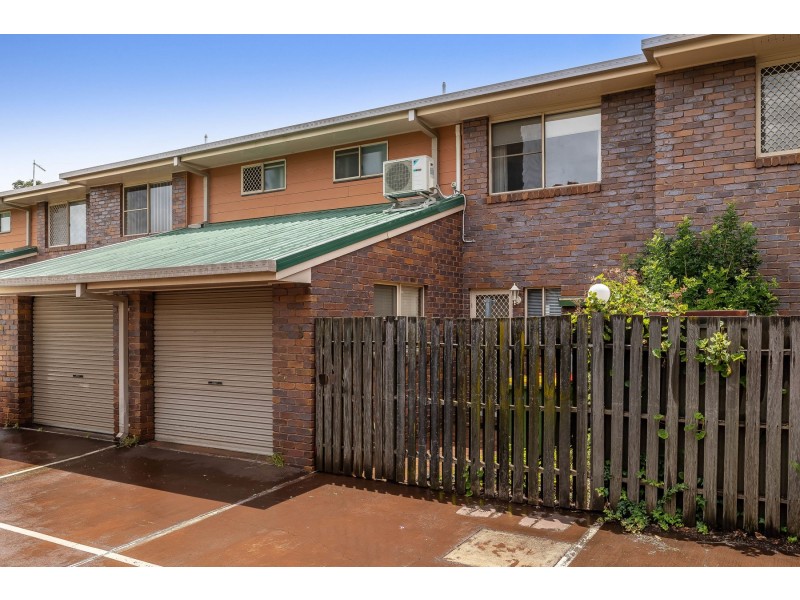 3/247 Herries Street, Newtown QLD 4350
