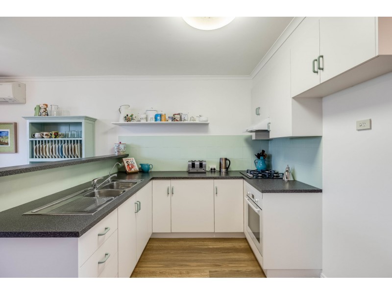3/247 Herries Street, Newtown QLD 4350