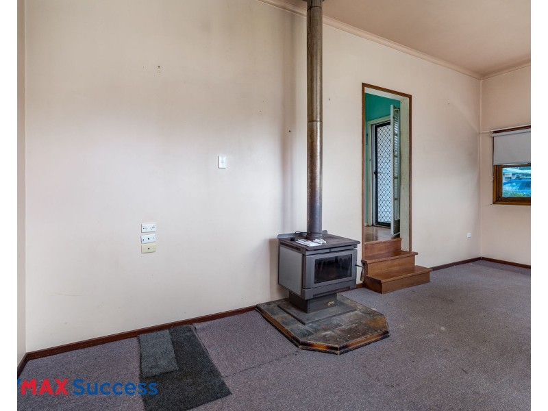 104 Drayton Road, Harristown QLD 4350