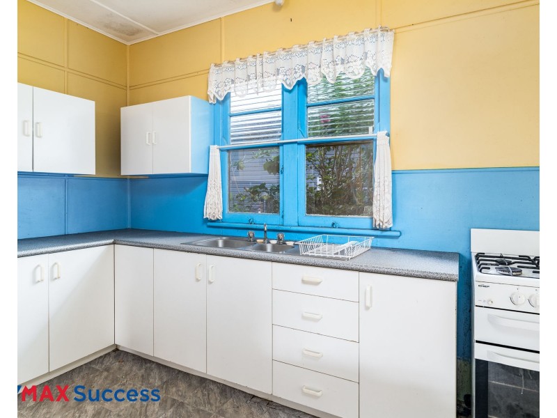 104 Drayton Road, Harristown QLD 4350