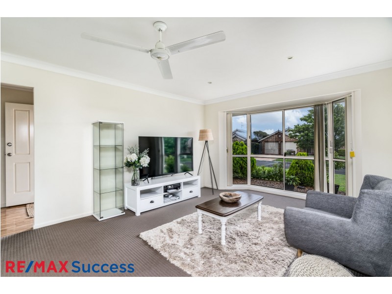 2 Deller Close, Middle Ridge QLD 4350