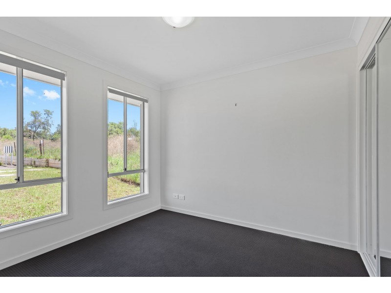 12 Glenwoods Drive, Glenvale QLD 4350