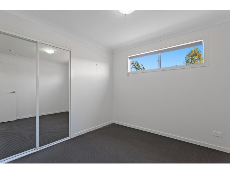 12 Glenwoods Drive, Glenvale QLD 4350