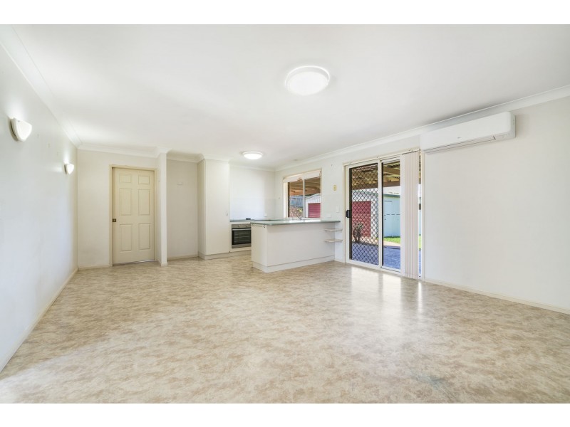 44 Barlow Street, Wilsonton QLD 4350