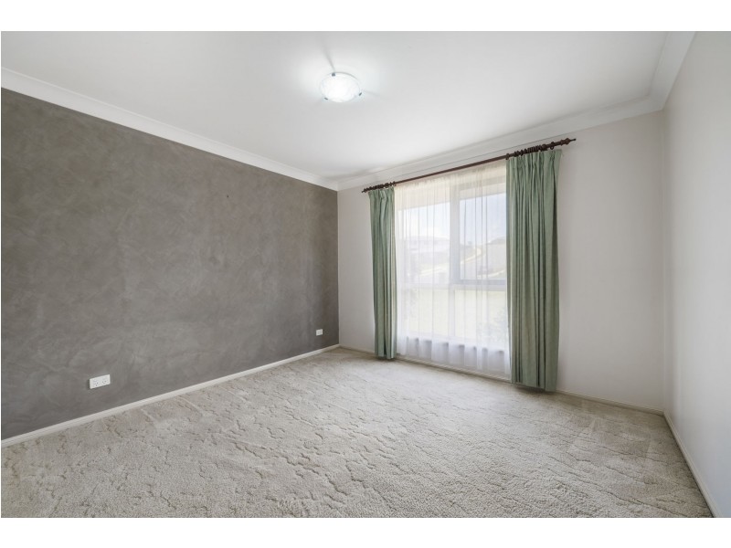 44 Barlow Street, Wilsonton QLD 4350