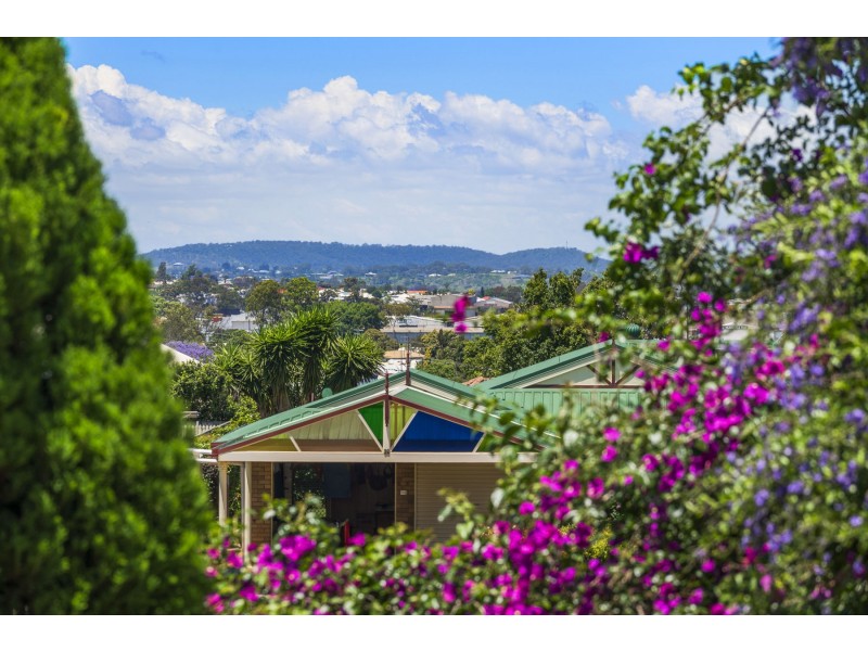 44 Barlow Street, Wilsonton QLD 4350