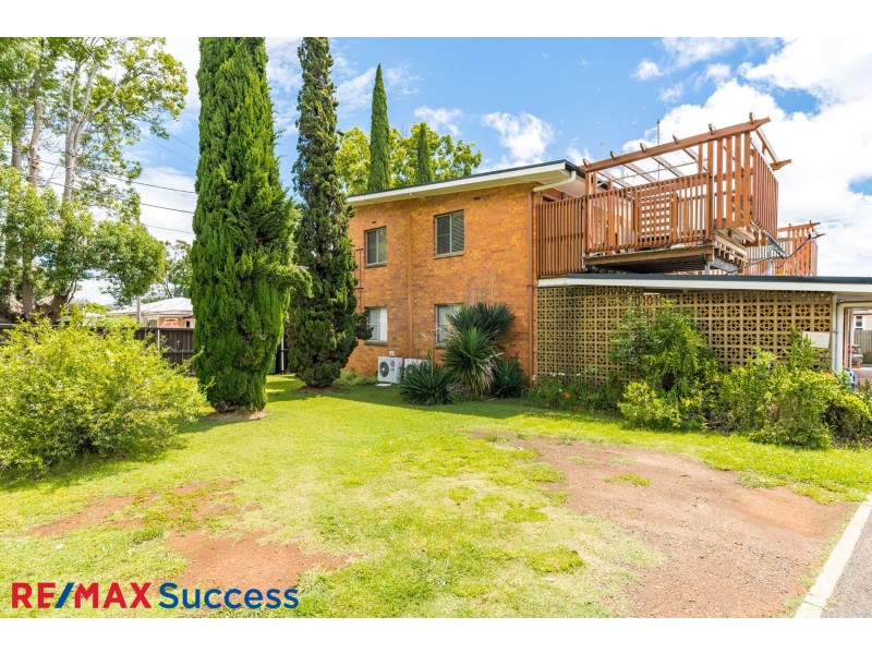 1/99 Campbell Street, East Toowoomba QLD 4350