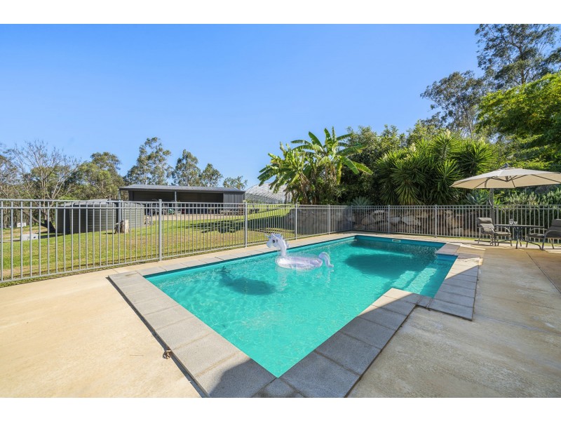 105 Koreelah Street, Upper Lockyer QLD 4352