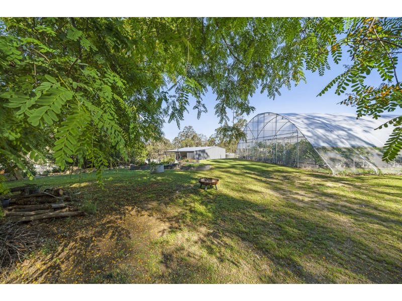 105 Koreelah Street, Upper Lockyer QLD 4352